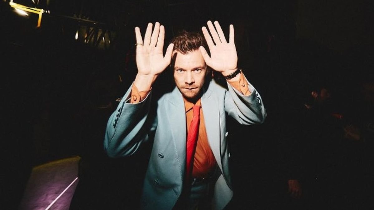 Harry Styles Batalkan Konser Brasil karena Masalah Kesehatan