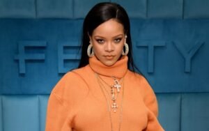 Rihanna Bocorkan Punya 170 Lagu yang Belum Dirilis