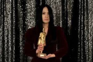 The Sacred Riana Raih Penghargaan “Oscar Dunia Sulap” di Prancis