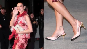 Dua Lipa Tampil Nyentrik dengan Sepatu Jamur di Paris Fashion Week